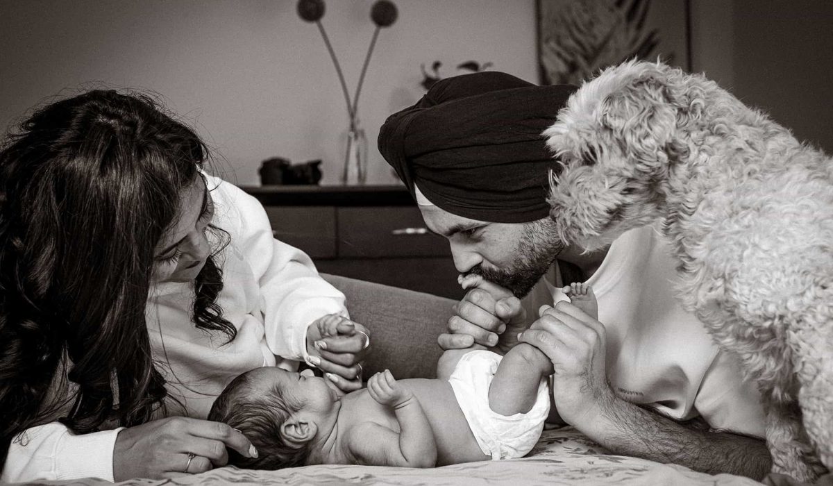 Newborn photography in Melbourne and Perth by Cobophotography – timeless and gentle portraits of your baby.